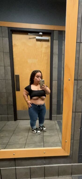 Full leaked Naine private onlyfans photo