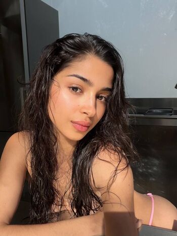 Full leaked Najwa khliwa private onlyfans photo