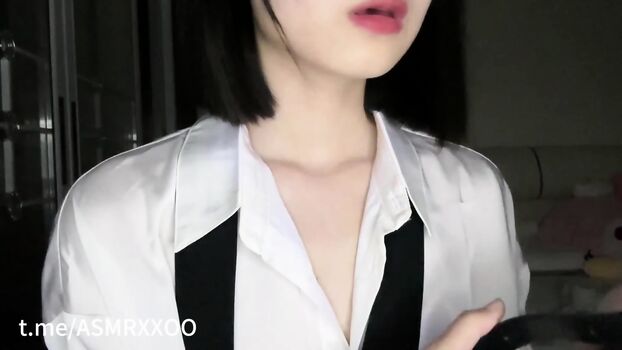 Nana ASMR