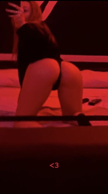 Full leaked Nanubflores private onlyfans photo