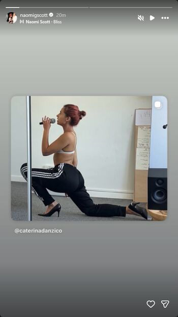 Full leaked Naomi scott private onlyfans photo