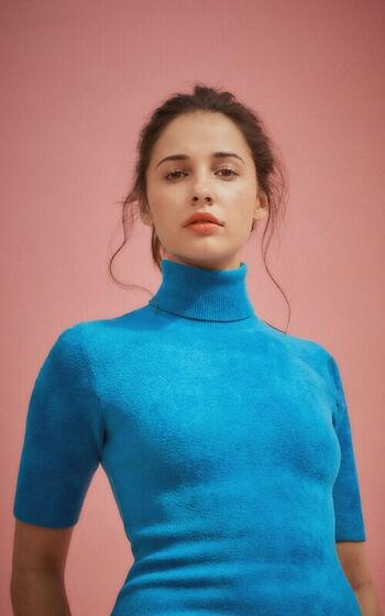 Full leaked Naomi scott private onlyfans photo