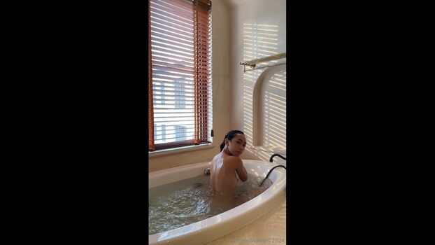 Full leaked Naomibobba private onlyfans photo