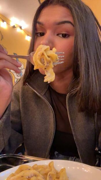 Full leaked Nasyaannabel private onlyfans photo