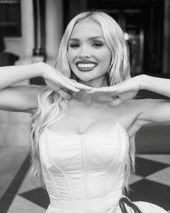 Full leaked Natalie alyn lind page private onlyfans photo
