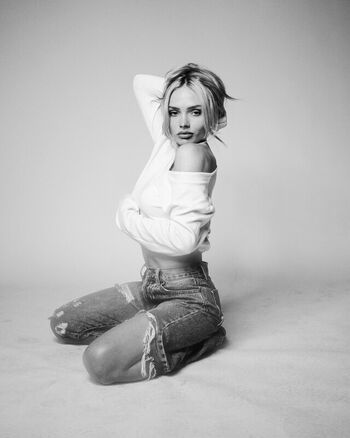 Full leaked Natalie alyn lind private onlyfans photo