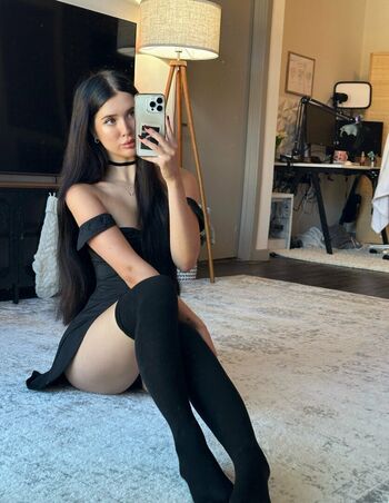 Full leaked Nataliebarness private onlyfans photo