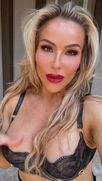 Natalya Neidhart