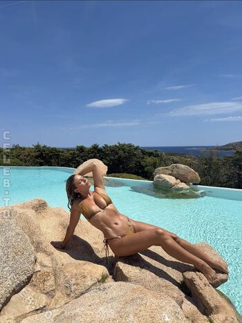 Full leaked Natasha oakley page private onlyfans photo