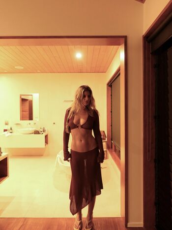 Full leaked Natasha oakley private onlyfans photo