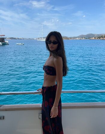 Full leaked Nathalie lok page private onlyfans photo