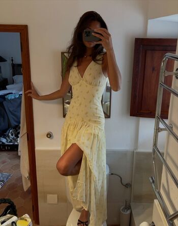 Full leaked Nathalie lok page private onlyfans photo