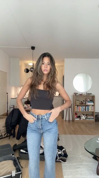 Nathalie Lok