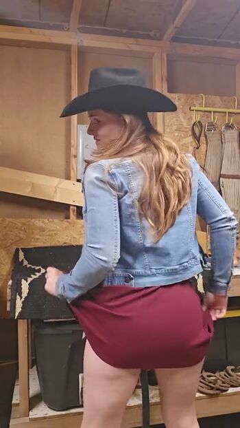 Full leaked Naughtyredfarmgirl private onlyfans photo