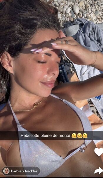 Full leaked Nawakkkkkkk private onlyfans photo