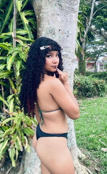 Nayane leal