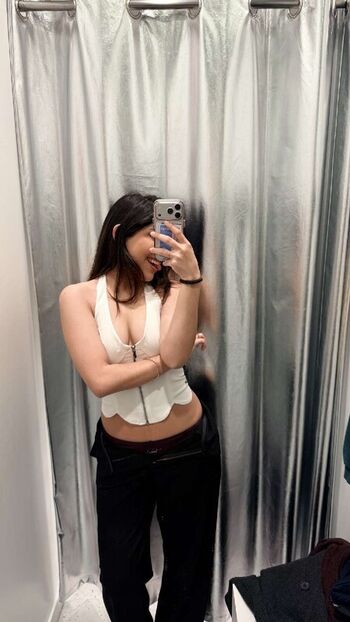 Full leaked Nayfi bardales private onlyfans photo