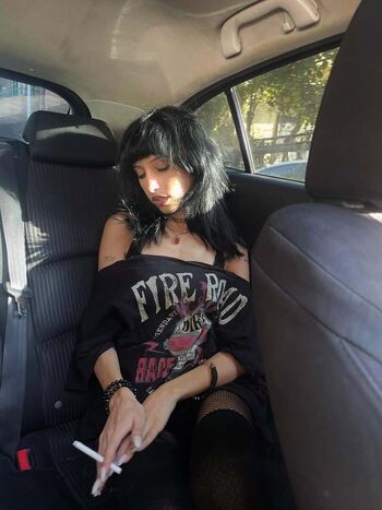 nayyoushaa-diiorcuts-g59nai