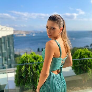 Full leaked Nazlilith page private onlyfans photo