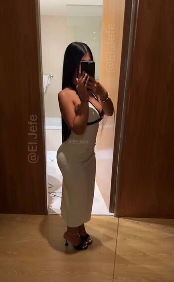 Full leaked Nazly ddl private onlyfans photo
