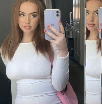 Full leaked Neave dare page private onlyfans photo