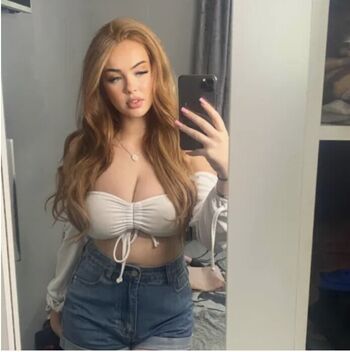 Full leaked Neave dare page private onlyfans photo