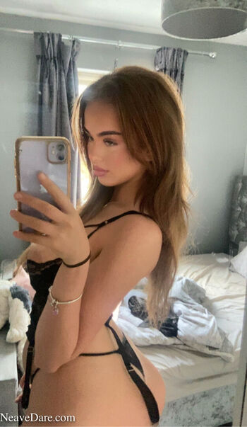 Full leaked Neave dare page private onlyfans photo