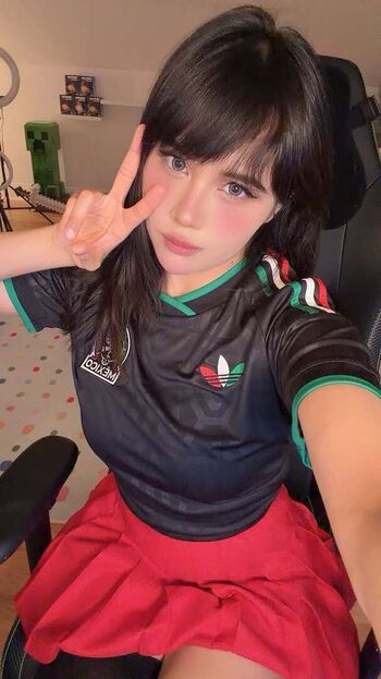 Full leaked Neekolul page private onlyfans photo