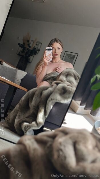 Full leaked Neeviliciouz private onlyfans photo
