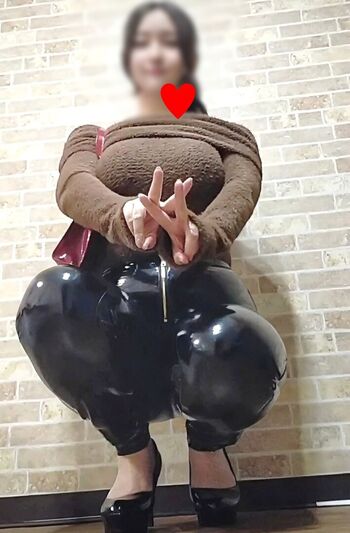 Nene_booty