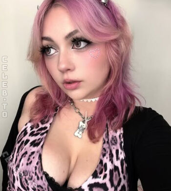 Full leaked Nephynee private onlyfans photo