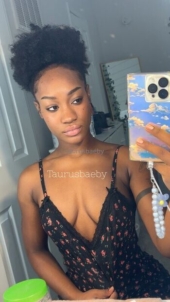 Full leaked Neshomeleh private onlyfans photo