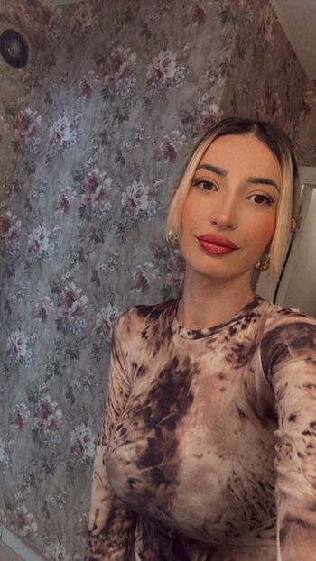 Full leaked Neslihan gunes page private onlyfans photo