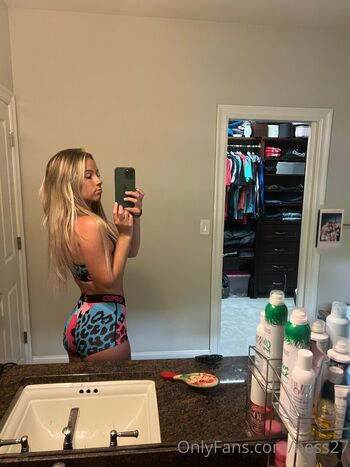 Full leaked Ness private onlyfans photo