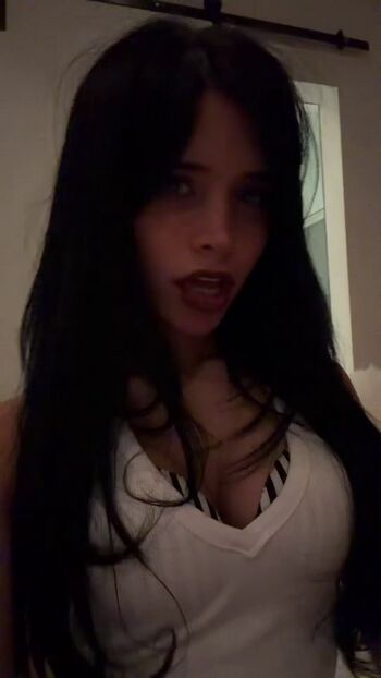 Full leaked Nessa barrett page private onlyfans photo