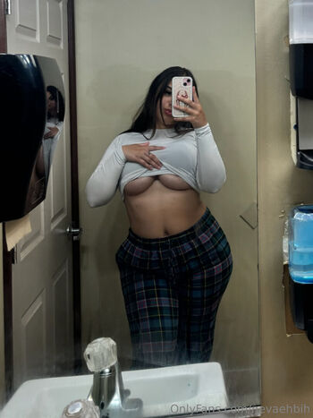 Full leaked Nevaehbih private onlyfans photo