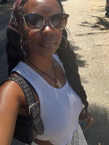 Full leaked Nia sondaya private onlyfans photo