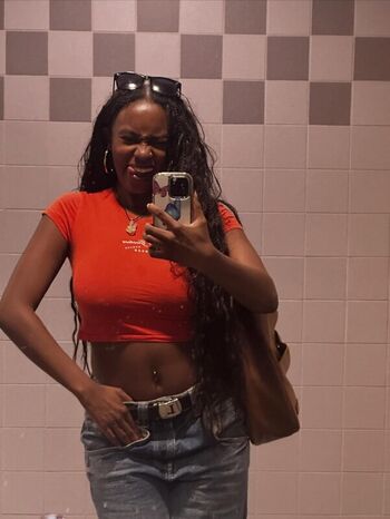 Full leaked Nia sondaya private onlyfans photo