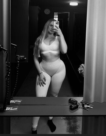 Nice Gym Girl
