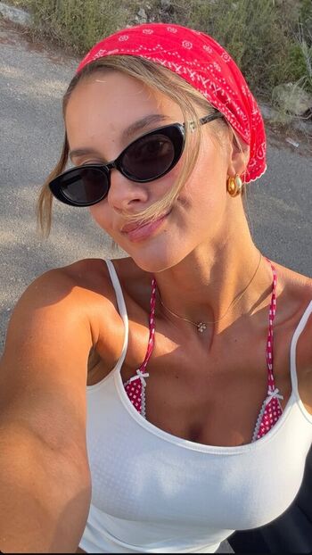 Full leaked Nicola cavanis private onlyfans photo
