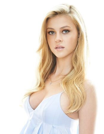 Nicola Peltz