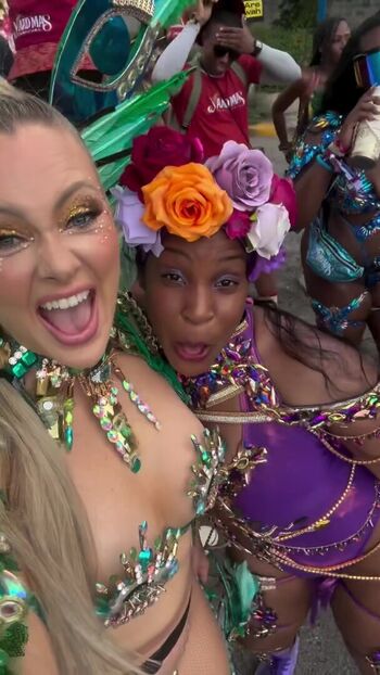 Nicole Arbour
