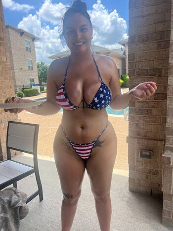 Full leaked Nicolepaige private onlyfans photo
