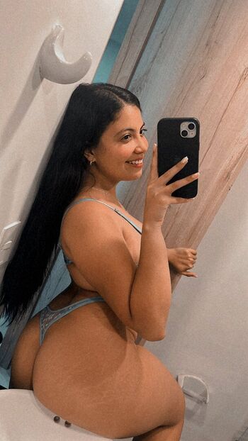 niicolleblair