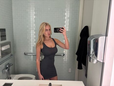 Full leaked Nika karlova private onlyfans photo