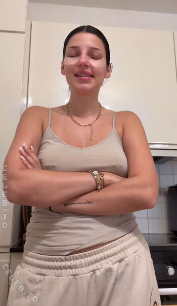 Full leaked Nikelein private onlyfans photo