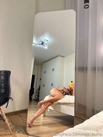 nikki_bump