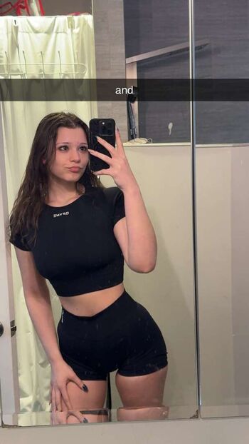 Full leaked Nikki woods  page private onlyfans photo