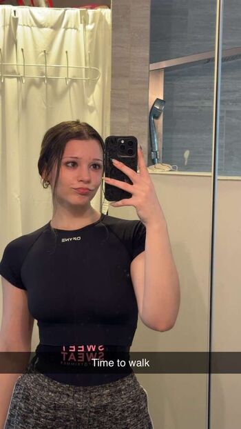 Full leaked Nikki woods  page private onlyfans photo