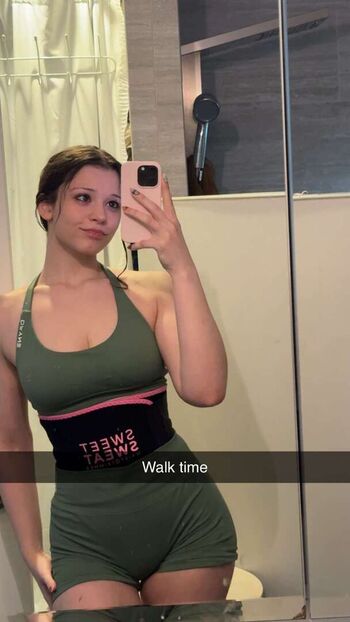 Full leaked Nikki woods page private onlyfans photo
